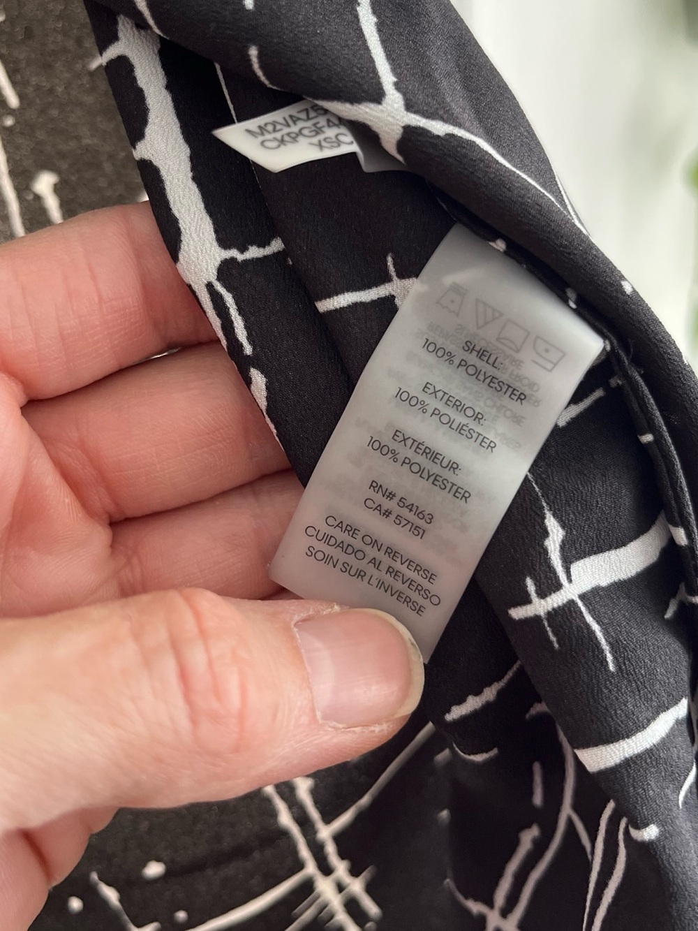 Calvin Klein Black White Abstract Grid Blouse Large - Picture 5 of 8